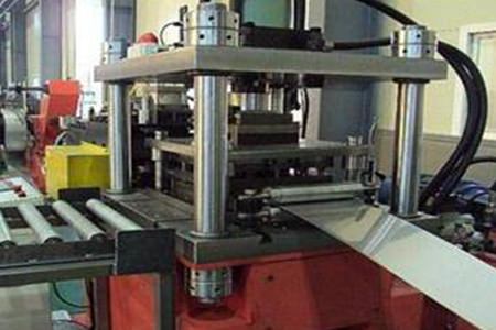 automatic-tray-formaing-system-00